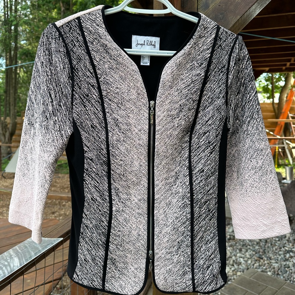 Joseph Ribkoff Blazer Size 4